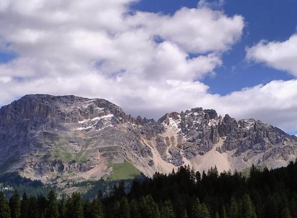 Curso: Retiro de Yoga Y Montaña